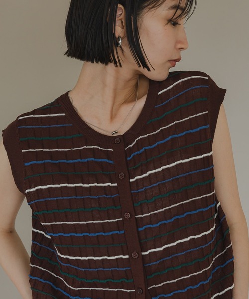 LOWRYS FARM(ローリーズファーム)の「ボーダーメローニットノースリーブ 574819(Tシャツ/カットソー・レディース・ブラック/ブラウン/アイボリー・FREE)」の6枚目の写真