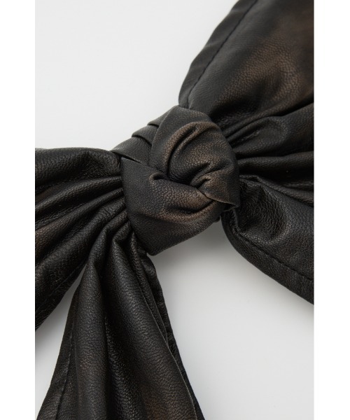 SLY(スライ)の「RIBBON HAIR PIN フェイクレザー リボン ヘアピン(ヘアピン・レディース・ブラック/ブラック系その他2・FREE)」の11枚目の写真