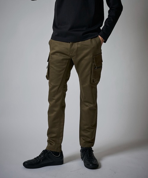 TETE HOMME(テットオム)の「【WEB限定】スリムシルエット ミリタリーカーゴパンツ(カーゴパンツ・メンズ・ブラック/チャコールグレー/カーキ・MEDIUM/LARGE/X-LARGE)」の17枚目の写真