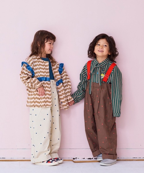 MARKEY'S（マーキーズ）の「ツイル総柄エヴォルブサロペット（サロペット/オーバーオール・キッズ・ブラウン系その他/ブラック系その他/ホワイト系その他/ライトグリーン・90/100/110/120/130/140/150）」の6枚目の写真