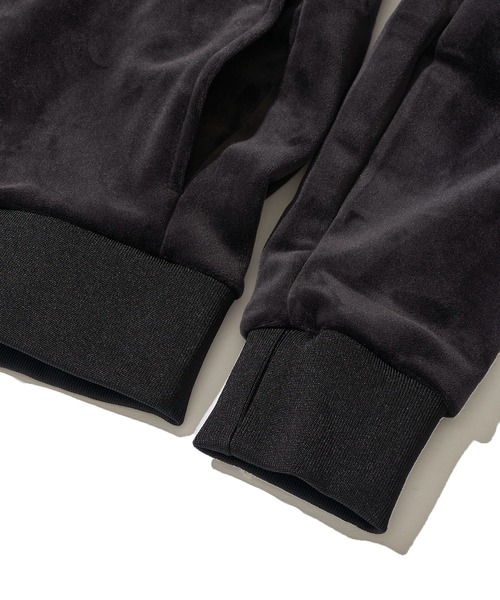 1piu1uguale3 RELAX（ウノピュウノウグァーレトレリラックス）の「【1PIU1UGUALE3 RELAX】ヘビーベロアラップパーカー（パーカー・メンズ・ブラック・MEDIUM/LARGE/X-LARGE）」の6枚目の写真