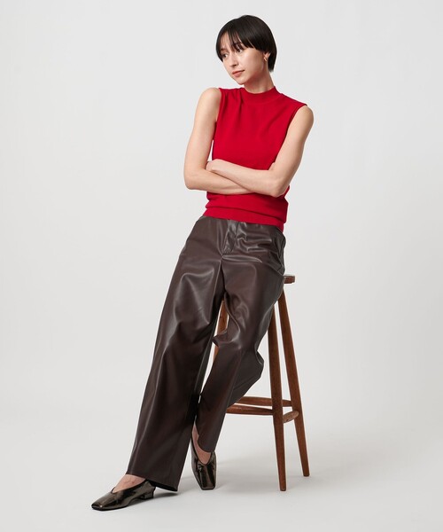 UNITED ARROWS（ユナイテッドアローズ）の「ハイネック ノースリーブ ニット ウォッシャブル（ニット/セーター・レディース・ダークブラウン/レッド/ブラック・FREE）」の8枚目の写真