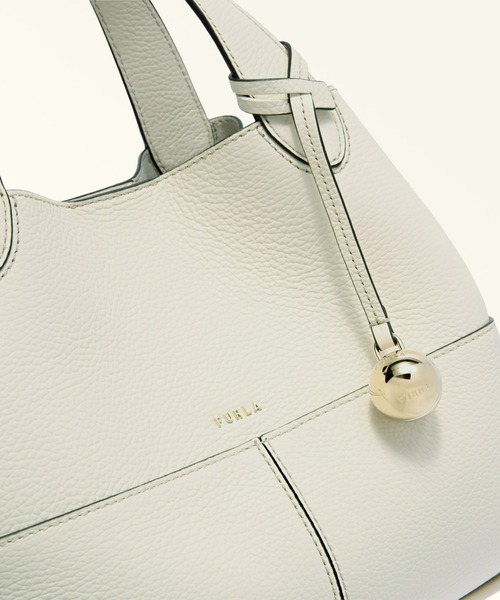 FURLA(フルラ)の「フルラ プリムローズ (Furla Primrose) トートバッグ M(トートバッグ・レディース・ブラック/オフホワイト・ONE SIZE)」の13枚目の写真