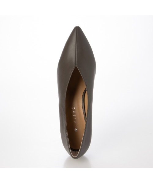 carino（カリーノ）の「カバードポインテッドトゥパンプス（パンプス・レディース・ベージュ/ブラック/ダークグレー・24.5cm/24cm/23.5cm/23cm/22.5cm）」の13枚目の写真