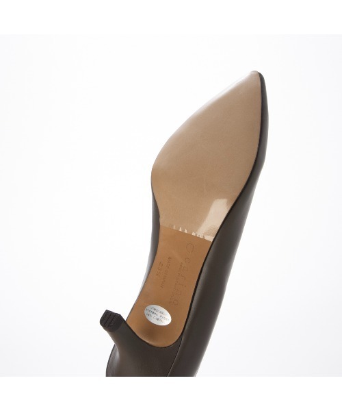 carino（カリーノ）の「カバードポインテッドトゥパンプス（パンプス・レディース・ベージュ/ブラック/ダークグレー・24.5cm/24cm/23.5cm/23cm/22.5cm）」の14枚目の写真