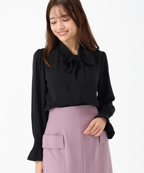 MISCH MASCH（ミッシュマッシュ）の「ボウタイシャーリングブラウス（シャツ/ブラウス・レディース・ブラック×ホワイト/ホワイト/パープル/ブラック/ベージュ×ブラック・ﾌﾘ-）」の7枚目の写真