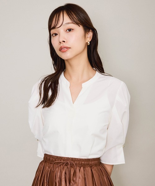 QUEENS COURT(クイーンズコート)の「タックバルーンキーネックブラウス≪手洗い可能≫(シャツ/ブラウス・レディース・オフホワイト/ピンク/ネイビー・M)」の5枚目の写真