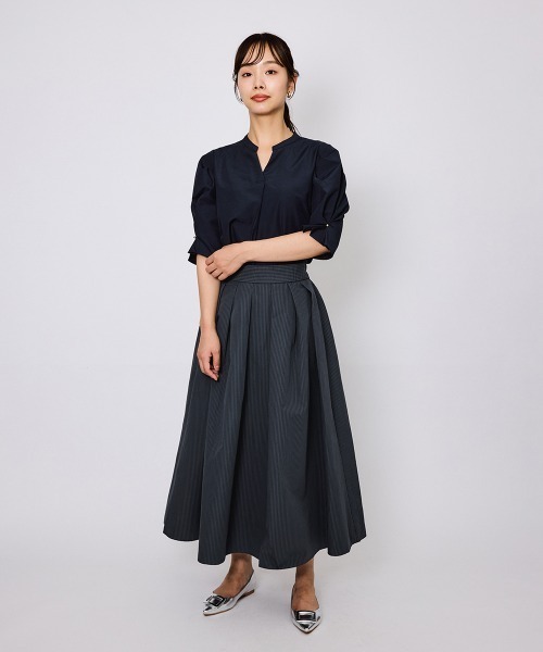 QUEENS COURT(クイーンズコート)の「タックバルーンキーネックブラウス≪手洗い可能≫(シャツ/ブラウス・レディース・オフホワイト/ピンク/ネイビー・M)」の10枚目の写真