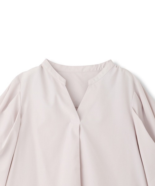 QUEENS COURT(クイーンズコート)の「タックバルーンキーネックブラウス≪手洗い可能≫(シャツ/ブラウス・レディース・オフホワイト/ピンク/ネイビー・M)」の19枚目の写真