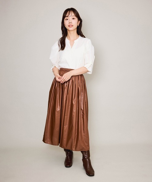 QUEENS COURT(クイーンズコート)の「タックバルーンキーネックブラウス≪手洗い可能≫(シャツ/ブラウス・レディース・オフホワイト/ピンク/ネイビー・M)」の7枚目の写真