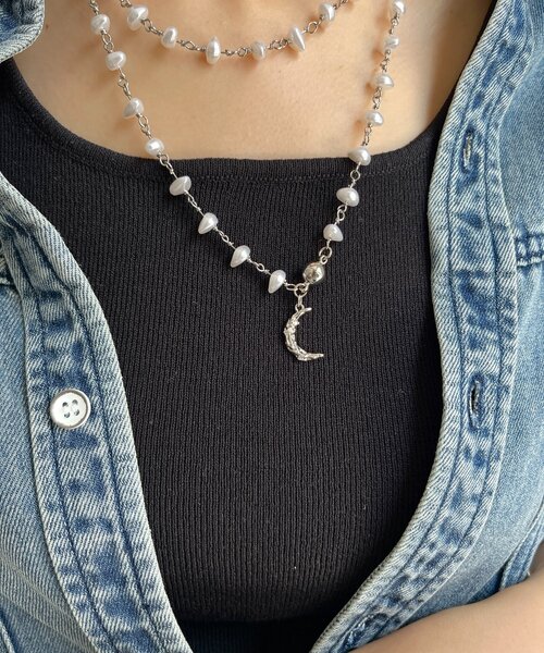 DouDou（ドゥドゥ）の「【インフルエンサーOKOCHI企画】月モチーフランダムパールネックレス（ネックレス・レディース・ゴールド/シルバー・FREE）」の9枚目の写真