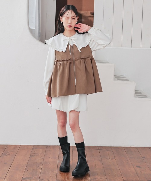 Honeys（ハニーズ）の「ペプラムベスト（ベスト・レディース・チャコール/キャメル/ブラック・L/S/M）」の9枚目の写真