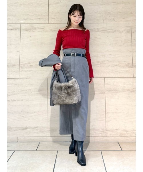 FRAY I.D（フレイアイディー）の「オフショルデコルテリブニット／ウォッシャブル（ニット/セーター・レディース・オフホワイト/グレー/ブラック/レッド・F）」の19枚目の写真