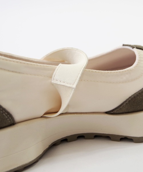 Minnetonka(ミネトンカ)の「【MINNETONKA/ミネトンカ】 メリージェーンスニーカー 25M06(スニーカー・レディース・ブラック/シルバー/ダークグレー/アイボリー・6/8/9/7/10)」の8枚目の写真