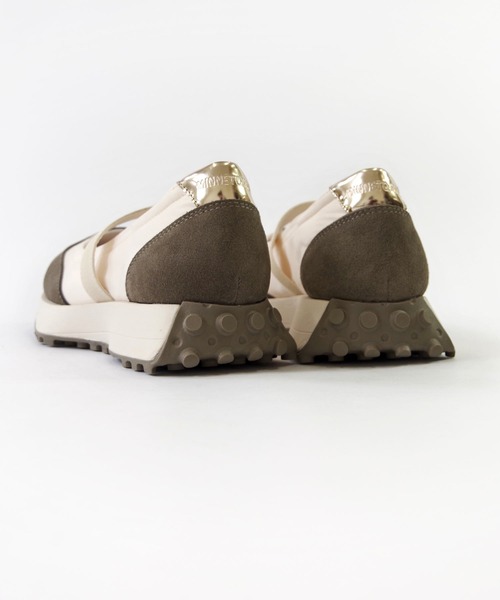 Minnetonka(ミネトンカ)の「【MINNETONKA/ミネトンカ】 メリージェーンスニーカー 25M06(スニーカー・レディース・ブラック/シルバー/ダークグレー/アイボリー・6/8/9/7/10)」の10枚目の写真