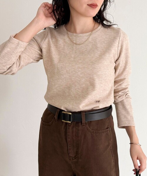 fredy emue（フレディエミュ）の「起毛テレココンパクトプルオーバー（Tシャツ/カットソー・レディース・ブラック/グレー/オフホワイト/ベージュ・38）」の4枚目の写真