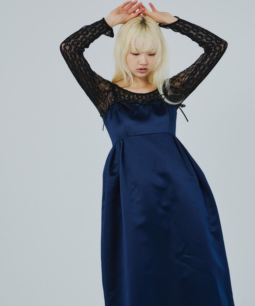 ANDRESD(アンドレスド)の「リボンパフィーボリュームドレス / ribbons puffy volume dress(ドレス・レディース・ネイビー/ブラック・S/M/L)」の4枚目の写真