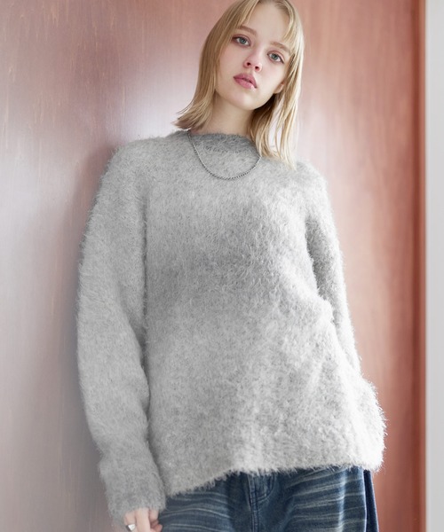 ASTRONOMY（アストロノミー）の「グラデーション起毛加工クルーネックニット（ニット/セーター・メンズ・グレー/ブルー/ブルー系2/テラコッタ/ブラック系2/ワイン/ダークブラウン/ブラック・S/M/L/XL）」の3枚目の写真