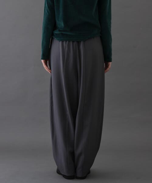 FORK&SPOON(フォークアンドスプーン)の「FORK&SPOON コクーンイージーパンツ(その他パンツ・レディース・グレー/ネイビー・1/2)」の6枚目の写真