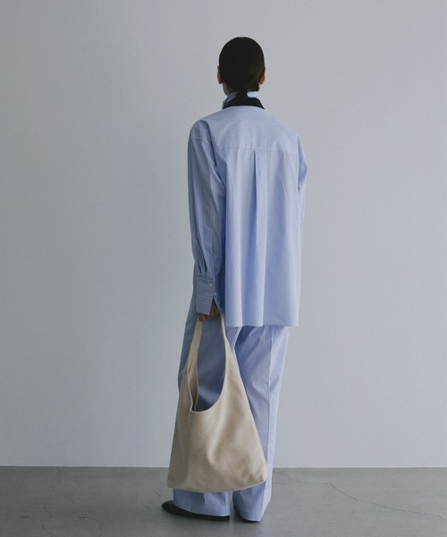 EFOLE(エフォル)の「【ZOZO限定】One shoulder suede bag/ワンショルダースエードバッグ(ショルダーバッグ・レディース・ブラウン/ベージュ・FREE)」の13枚目の写真