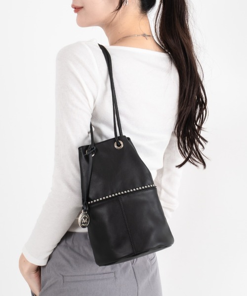 marco masi（マルコマージ）の「【MARCO MASI/マルコ・マージ】巾着　ショルダーバッグ　バケツバッグ　本革（ショルダーバッグ・レディース・シルバー/ベージュ系その他/ブラック・FREE）」の10枚目の写真