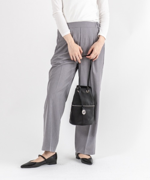 marco masi（マルコマージ）の「【MARCO MASI/マルコ・マージ】巾着　ショルダーバッグ　バケツバッグ　本革（ショルダーバッグ・レディース・シルバー/ベージュ系その他/ブラック・FREE）」の11枚目の写真