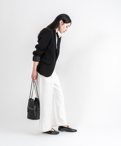 marco masi（マルコマージ）の「【MARCO MASI/マルコ・マージ】巾着　ショルダーバッグ　バケツバッグ　本革（ショルダーバッグ・レディース・シルバー/ベージュ系その他/ブラック・FREE）」の7枚目の写真