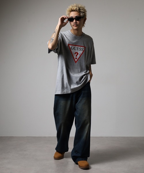 GUESS JEANS(ゲスジーンズ)の「GUESS JEANS GJ SS CN OS ICONIC TEE ゲス アイコニック 半袖Tシャツ(Tシャツ/カットソー・メンズ・グレー/ホワイト/ブラック・XL/M/L/S)」の13枚目の写真