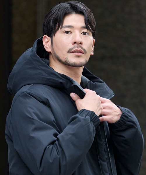 SPU（スプ）の「ウォッシャブル撥水フードハイネックパフブルゾン（ブルゾン・メンズ・ネイビー/チャコール/ブラック・M/S/XL/L）」の16枚目の写真
