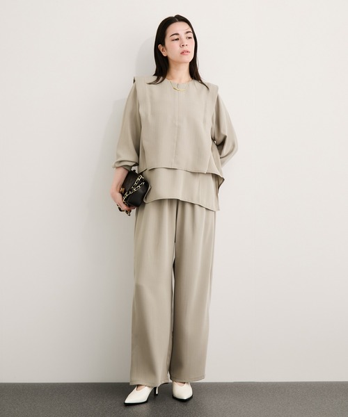 le cercle ADAM ET ROPE'(ルセルクルアダムエロペ)の「ラメストライプワイドパンツ/セットアップ対応(その他パンツ・レディース・チャコールグレー/ベージュ/ネイビー・FREE)」の10枚目の写真