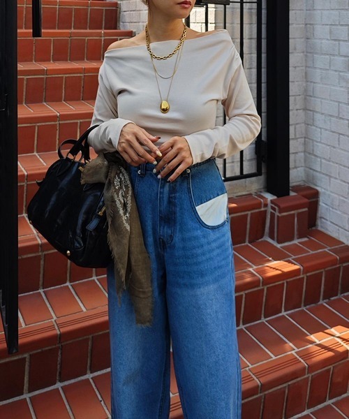 esutoreja（エストレジャ）の「ワンショルダーロングスリーブトップス（Tシャツ/カットソー・レディース・ベージュ/ブラック/アイボリー・FREE）」の12枚目の写真