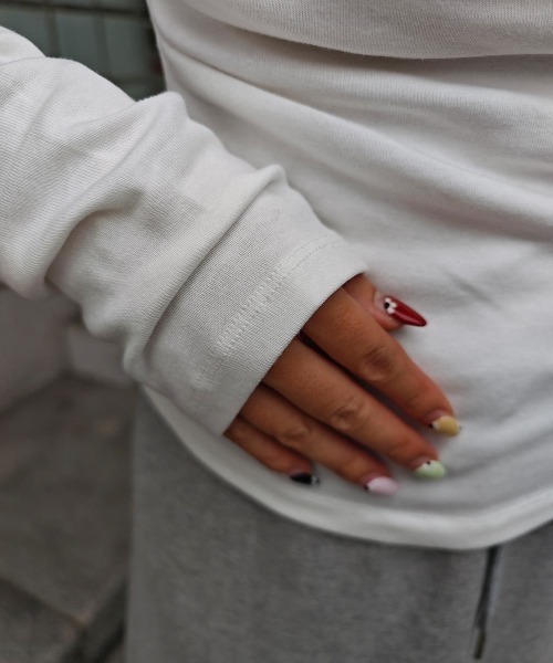 esutoreja（エストレジャ）の「ワンショルダーロングスリーブトップス（Tシャツ/カットソー・レディース・ベージュ/ブラック/アイボリー・FREE）」の19枚目の写真