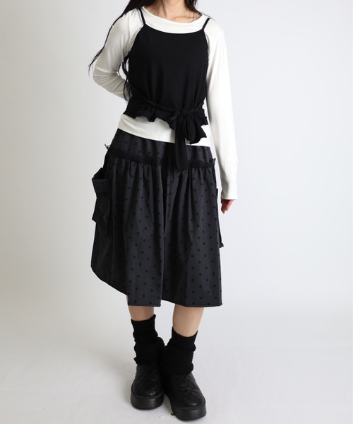 Vini（ヴィニ）の「レイヤード キャミソール セット（Tシャツ/カットソー・レディース・ホワイト×ブラック・MEDIUM）」の16枚目の写真