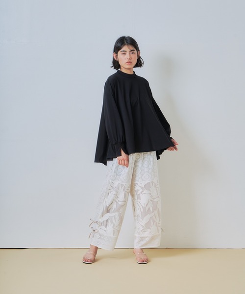 WHYTO.(ホワイト)の「「WHYTO. / ホワイト」レースコンビパンツ(その他パンツ・レディース・ブラック/オフホワイト・38/36)」の12枚目の写真