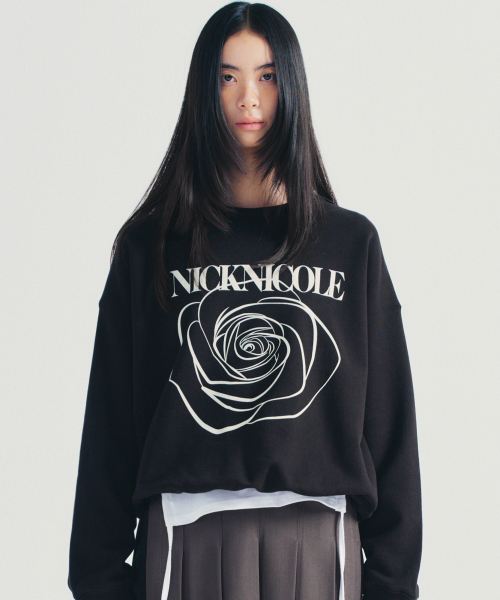NICK&NICOLE（ニックアンドニコール）の「NICOLE ROSE PRINTING SWEATSHIRT_BLACK CREAM（スウェット・レディース・その他・FREE）」の4枚目の写真