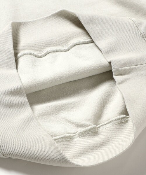 BEAMS T（ビームスティー）の「BOILER ROOM / CORE HOODIE（スウェット・メンズ・ライトグレー・M/XL/L）」の5枚目の写真