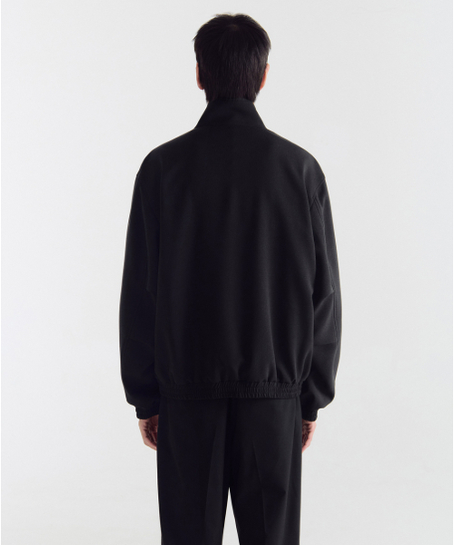 MUSINSA STANDARD（ムシンサスタンダード）の「クレープハイネックブルゾンジャケット[ブラック]（ブルゾン・メンズ・その他・MEDIUM/LARGE/X-LARGE/XX-LARGE）」の3枚目の写真