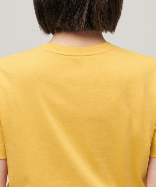 MUSINSA STANDARD WOMAN（ムシンサスタンダードウーマン）の「[クールタンダード] ウィメンズ ベーシック クルーネック Tシャツ [メロウイエロー]（Tシャツ/カットソー・レディース・その他・SMALL/MEDIUM/LARGE/X-SMALL/X-LARGE）」の4枚目の写真