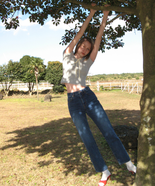 SINOON(シヌーン)の「PUFF HALF KNIT TOP (LIGHT BLUE)(ニット/セーター・レディース・スカイブルー・FREE)」の4枚目の写真