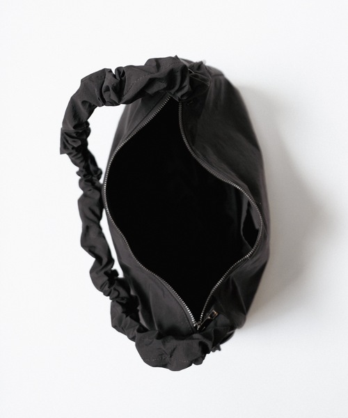 cii（シー）の「DRAW STRING SHOULDER BAG / ドロストショルダーバッグ（ショルダーバッグ・メンズ・チャコールグレー/ブラック/レッド・FREE）」の21枚目の写真