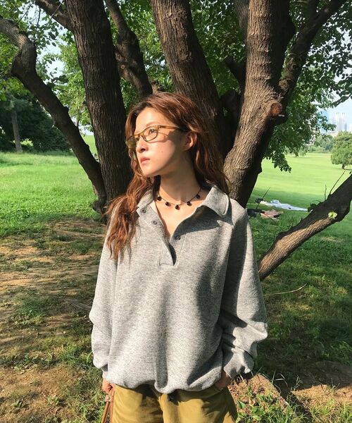 VANONE ATELIER（バノンアトリエ）の「A3473 ハウルカラー スウェットシャツ_メランジェグレー（スウェット・レディース・チャコールグレー・FREE）」の2枚目の写真