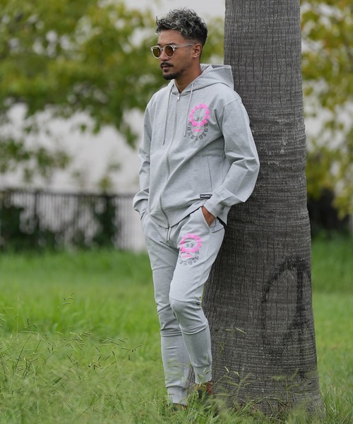 adamsJUGGLER（アダムスジャグラー）の「RTEG O.Eネオンフォームフーディー（パーカー・メンズ・ブラック/グレー・S/M/L/XL/XXL）」の6枚目の写真