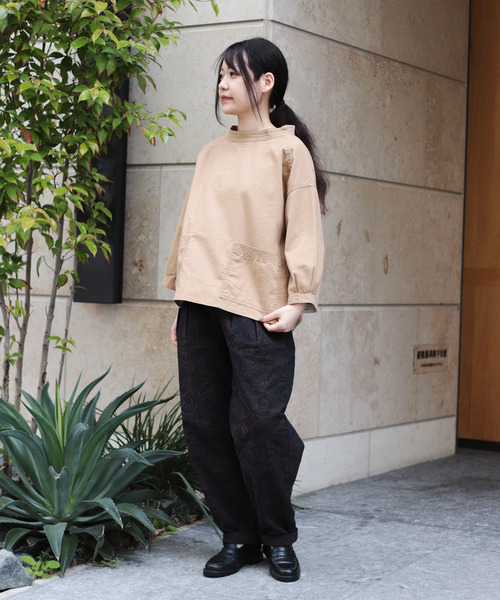 Brocante（ブロカント）の「[Brocante / ブロカント] 20/16オックス ペシュールスモック（シャツ/ブラウス・レディース・ベージュ/アイボリー/チャコールグレー・2）」の4枚目の写真