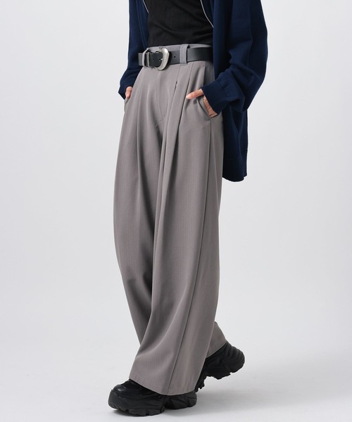 PAGEBOY(ページボーイ)の「イージーケアタックワイドパンツ 【セットアップ対応】(デニムパンツ・レディース・チャコールグレー/ブラック/グレイッシュベージュ・MEDIUM/SMALL)」の14枚目の写真