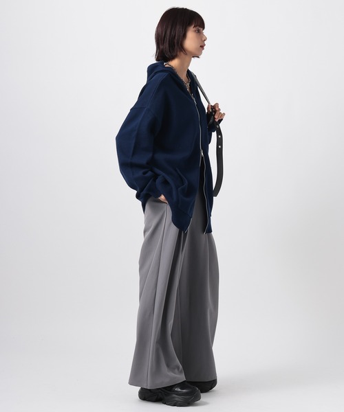 PAGEBOY(ページボーイ)の「イージーケアタックワイドパンツ 【セットアップ対応】(デニムパンツ・レディース・チャコールグレー/ブラック/グレイッシュベージュ・MEDIUM/SMALL)」の11枚目の写真