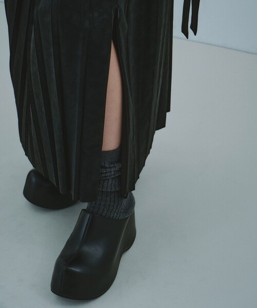 セール】【ブラック残りわずか！】Soft Leather Pleated SK