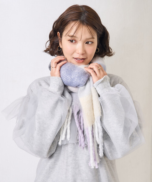 FREAK'S STORE(フリークスストア)の「ボリューム チェック フリンジマフラー(マフラー・レディース・イエロー/ラベンダー/サックスブルー・ONE SIZE)」の11枚目の写真