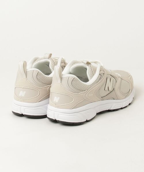 NEW BALANCE（ニューバランス）の「408（スニーカー・レディース・ブラック/ライトグレー・25.0cm/25.5cm/26.0cm/26.5cm/27.0cm/27.5cm/28.0cm/28.5cm/29.0cm/30.0cm/22.0cm/22.5cm/23.0cm/23.5cm/24.0cm/24.5cm）」の4枚目の写真