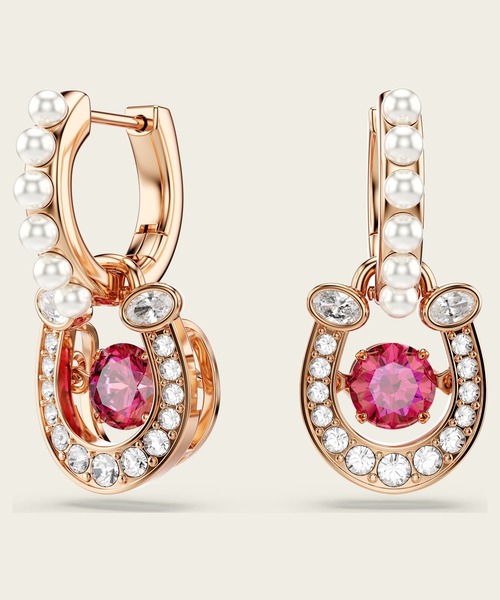 SWAROVSKI(スワロフスキー)の「【公式】【スワロフスキー】Symbolica ドロップピアス, クリスタル・パール, ラウンドカット, パヴェ, 蹄鉄, レッド, ローズゴールドトーン・プレーティング(ピアス(両耳用)・レディース・ゴールド系その他2・FREE)」の1枚目の写真