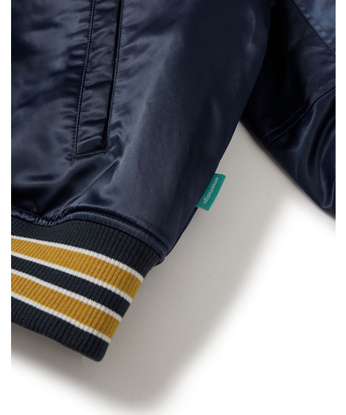 MMLG（エムエムエルジー）の「[Mmlg] CPC SATIN VARSITY JACKET (NAVY)（スタジャン・レディース・その他・X-LARGE/SMALL/MEDIUM/LARGE）」の9枚目の写真